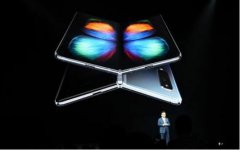 三星折叠屏手机GalaxyFold有望近期再度开售 预购价格1980美元