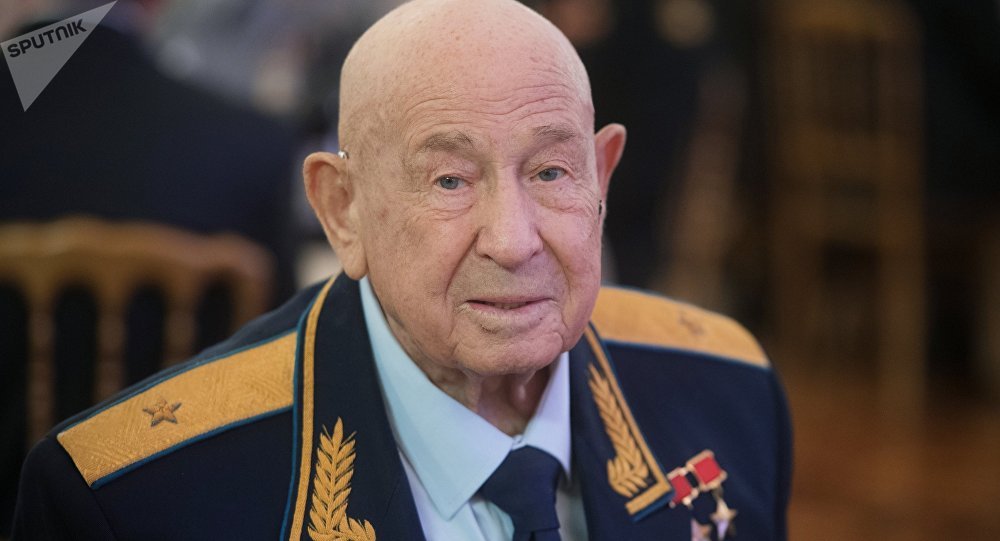 太空行走第一人、苏联宇航员阿列克谢·列昂诺夫去世