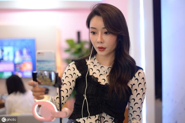 抖音刮起了随风飘摇的海草，海草计划将暴富一批创业者？