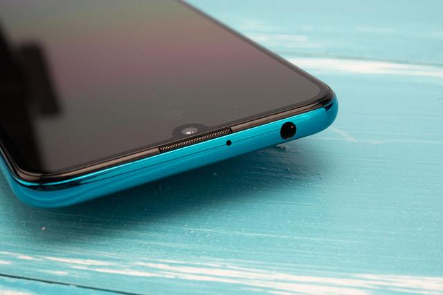 荣耀20青春版图赏：幻彩渐变超级柔美