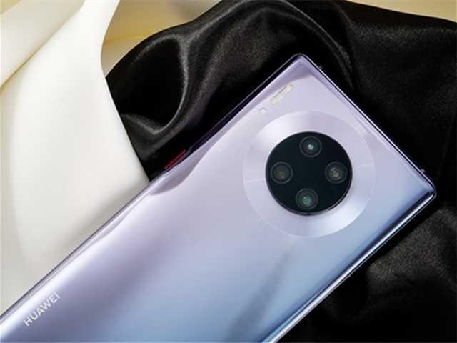 华为Mate40长这样？5nm麒麟，屏下摄像头秒苹果