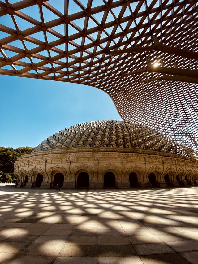 如何拍出刷爆社交平台的城市照？iPhone 获奖摄影师告诉你