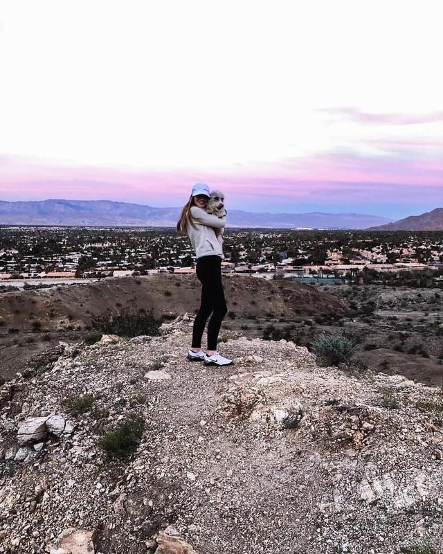 上亿身家却穿烂大街款，比尔盖茨的女儿刷新了大众对富二代的认知