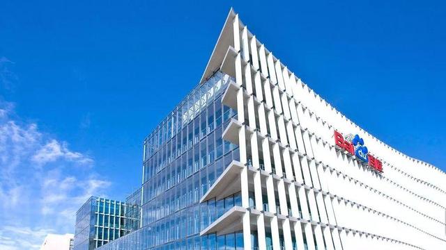 3年时间，从0到1000亿，赶超淘宝、京东的拼多多靠的究竟是什么？