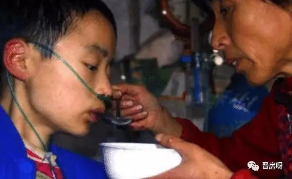 那个卖肾买苹果4手机的高中生，8年过去了，现在过的如何？