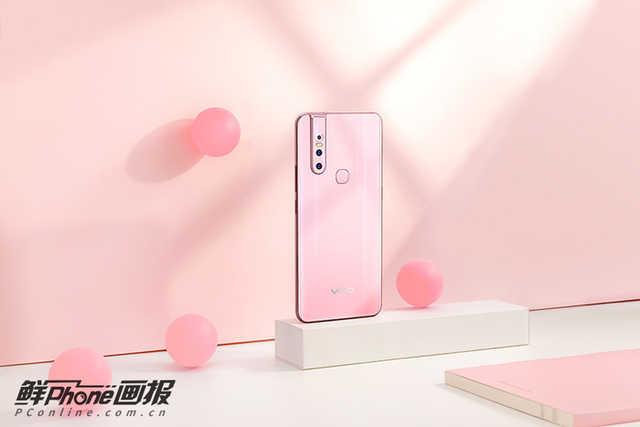 千元机也能做到面面俱到，这几款手机考虑下