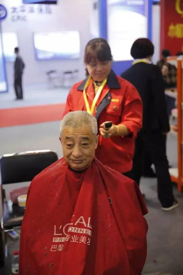 智慧养老原来是这个样子，每个贴心的子女都该去看看