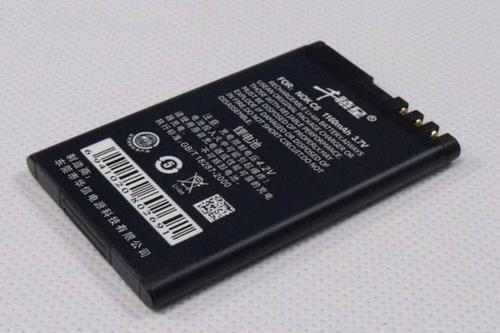 新规定，手机电池必须可拆卸？我的万能充要复活了