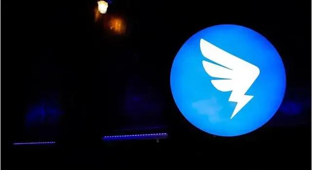 腾讯杀红眼了！刚拿飞书“祭旗”，马上又对钉钉送上屠刀