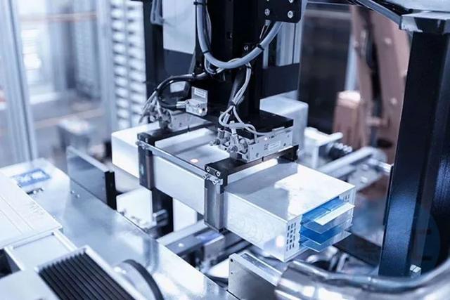 又要便宜几万？为了成本，特斯拉和比亚迪都“抛弃”了它