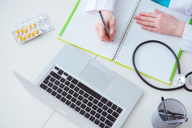 互联网医疗站上风口，两大痛点却难根除