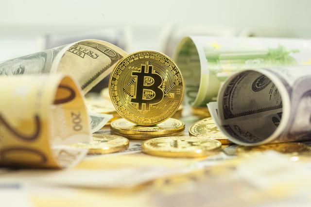 历史上，比特币就经历过3次暴涨暴跌。什么时候？是什么原因呢