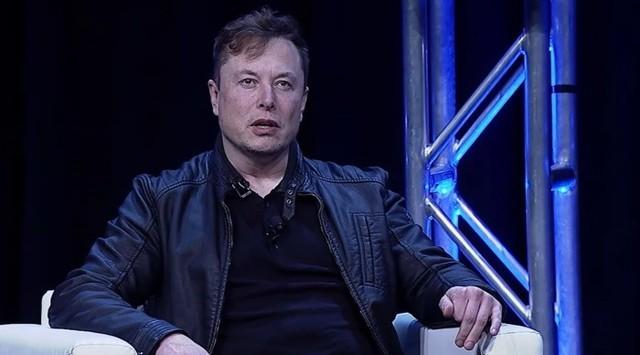 马斯克炮轰iPhone软件更新包 破坏电邮系统