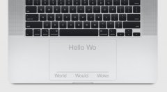 集成在键盘设备中的辅助文本显示屏