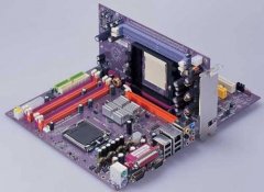 英特尔AMD握手言和？老电脑玩过那些“神操作”