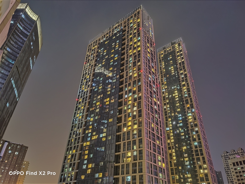 夜间 三脚架超级夜景模式 主摄镜头