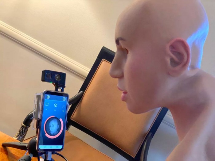 图片来自于 CNET