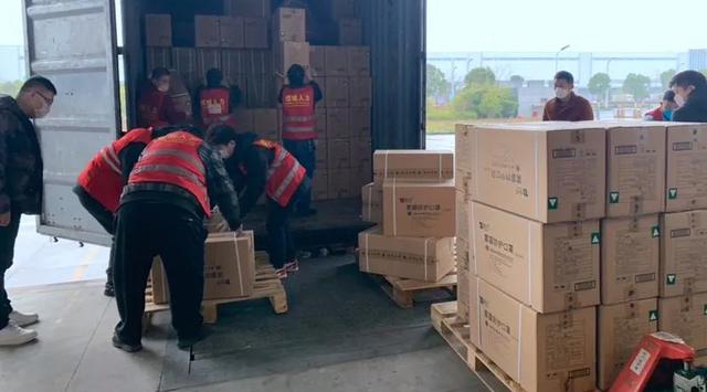 马云送的100万只口罩，引爆日本社交媒体，“速度太快了！”