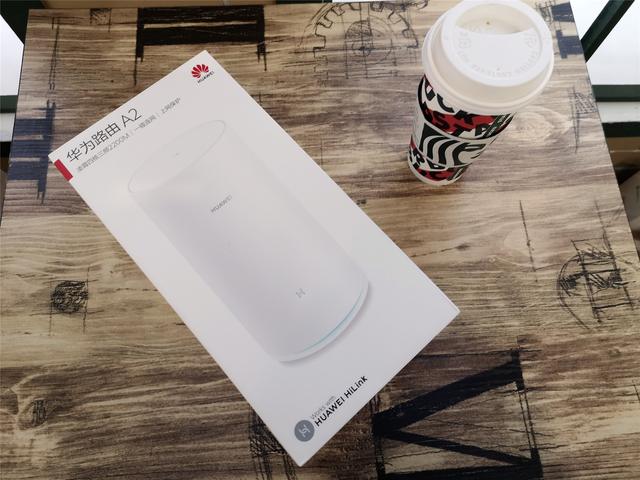 华为路由器A2：信号满满，一碰连网！这样的路由你值得有用