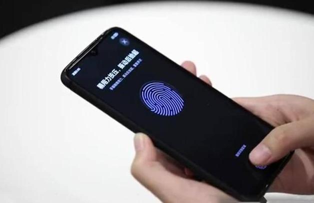 小米团队抢先一步，解决LCD屏幕大难题，或将快速投入量产