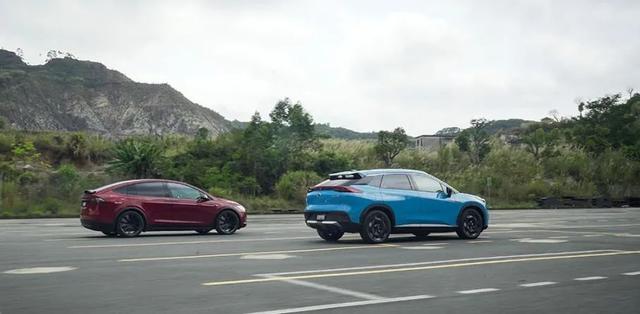 2.9秒破百的特斯拉Model X被KO，国产车硬起来，真没美国车啥事了