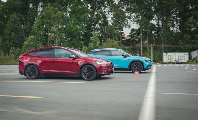 2.9秒破百的特斯拉Model X被KO，国产车硬起来，真没美国车啥事了