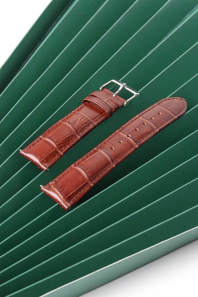 小米推出年轻人第一款机械表！499，陆家嘴金融男：像几十万买的