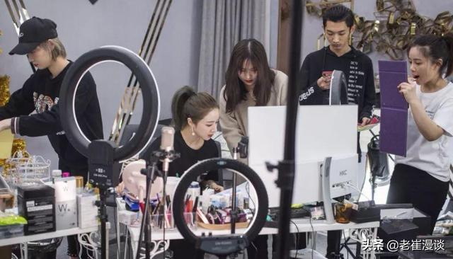 淘宝直播走向死胡同，抖音拼多多直播将是未来趋势