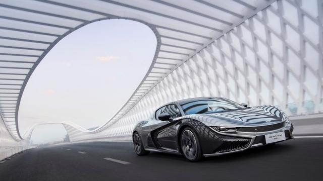 80万新能源超跑打骨折，补贴补出来的，这波还回去？