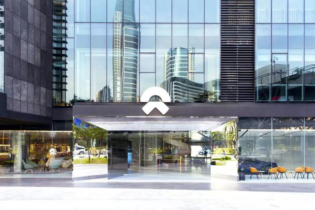 80万新能源超跑打骨折，补贴补出来的，这波还回去？