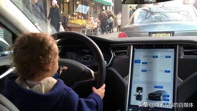 报告称在自动驾驶上，特斯拉排名倒数第二，你服不服？