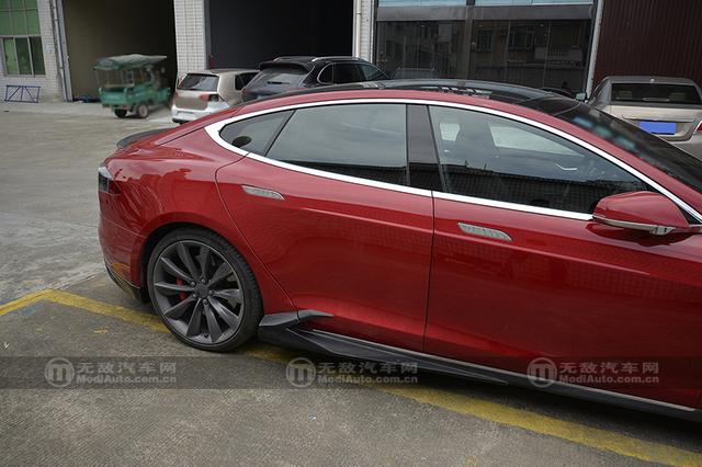 口味略重！特斯拉Model S外观套件改装
