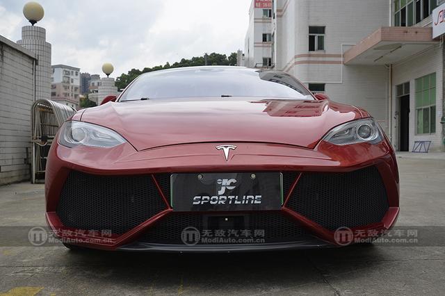 口味略重！特斯拉Model S外观套件改装
