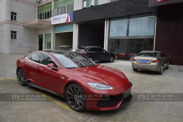 口味略重！特斯拉Model S外观套件改装
