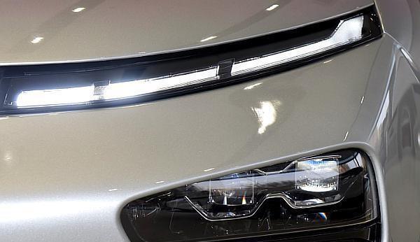 27万上市直指Model3, 车身长出0.2M, 溜背车身，无框车窗样样具备