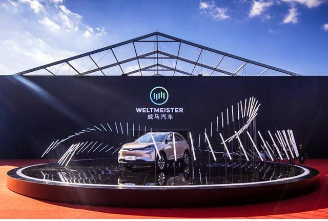 湖北车企获批复工；LG向国产特斯拉供811低钴三元锂；宁德时代研发出长寿命电池