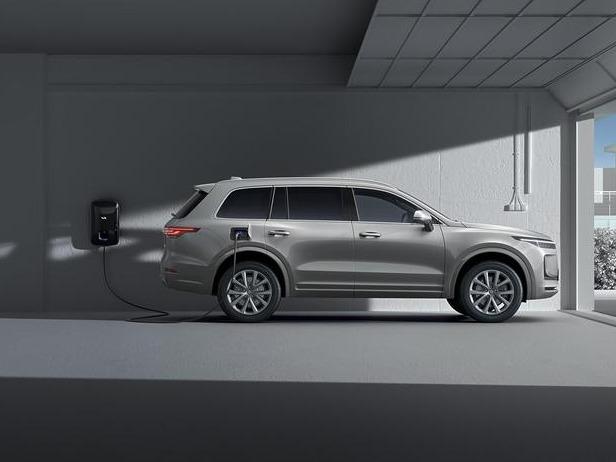 增程式电动车理想ONE，补贴后售价32万，没有里程焦虑你会考虑吗