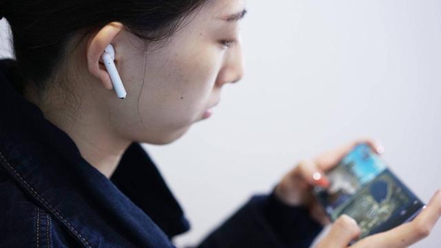 华为又给力，这款耳机可以超越苹果，而且便宜又好用