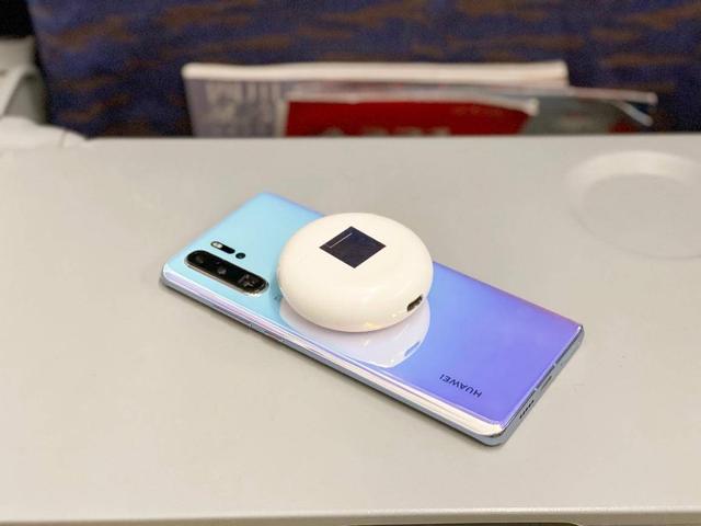 华为又给力，这款耳机可以超越苹果，而且便宜又好用