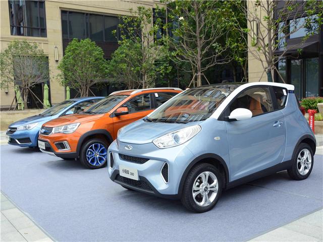 燃油车越做越大，新能源却越做越小？造台大车很难吗？