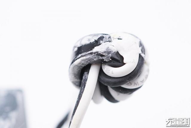 小米90W USB PD快充充电器拆解，用料确实猛