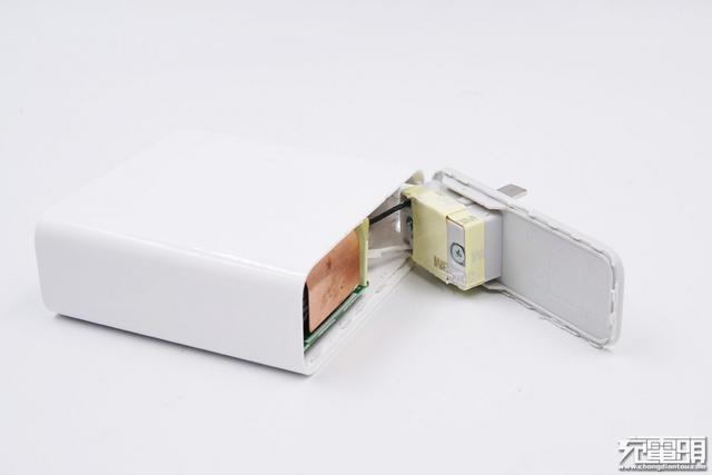 小米90W USB PD快充充电器拆解，用料确实猛