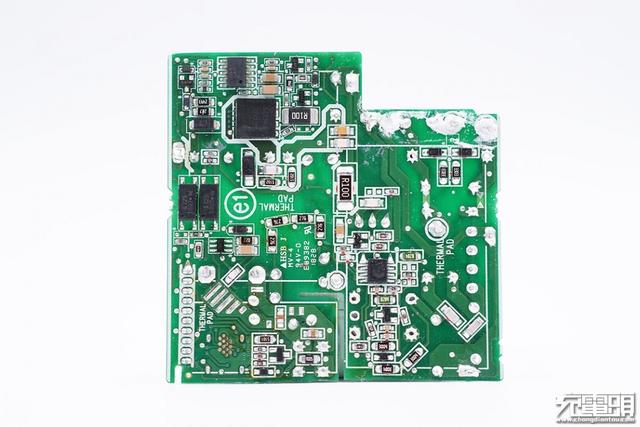 小米90W USB PD快充充电器拆解，用料确实猛