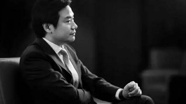 华为销量下滑69%，小米重回国内第一，离雷军的目标又近了一步！