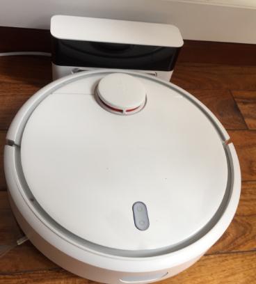 小米“哪吒”火了！1499模拟人脑思考，6m激光测距，网友：服气