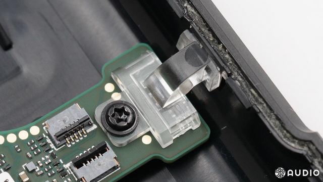 堆料最豪华的TWS耳机！亚马逊首款真无线产品 Echo buds 详细拆解