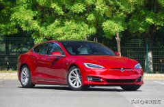 特斯拉Model S纯电超跑，续航680公里、百公里加速仅需2.6秒