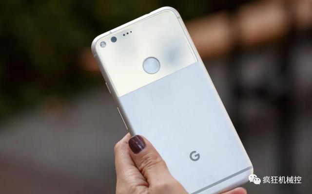 被手机厂商吹上天的“光学防抖”到底是啥？