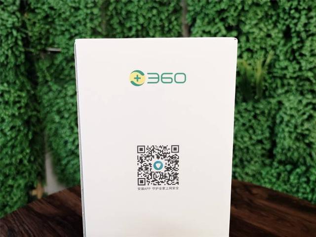 路由分子母，信号布满屋——360全屋路由体验评测