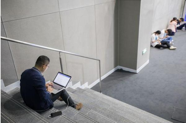 套路！程序员被裁想拿n+1补偿，却被人事要求在离职证明留下6个字